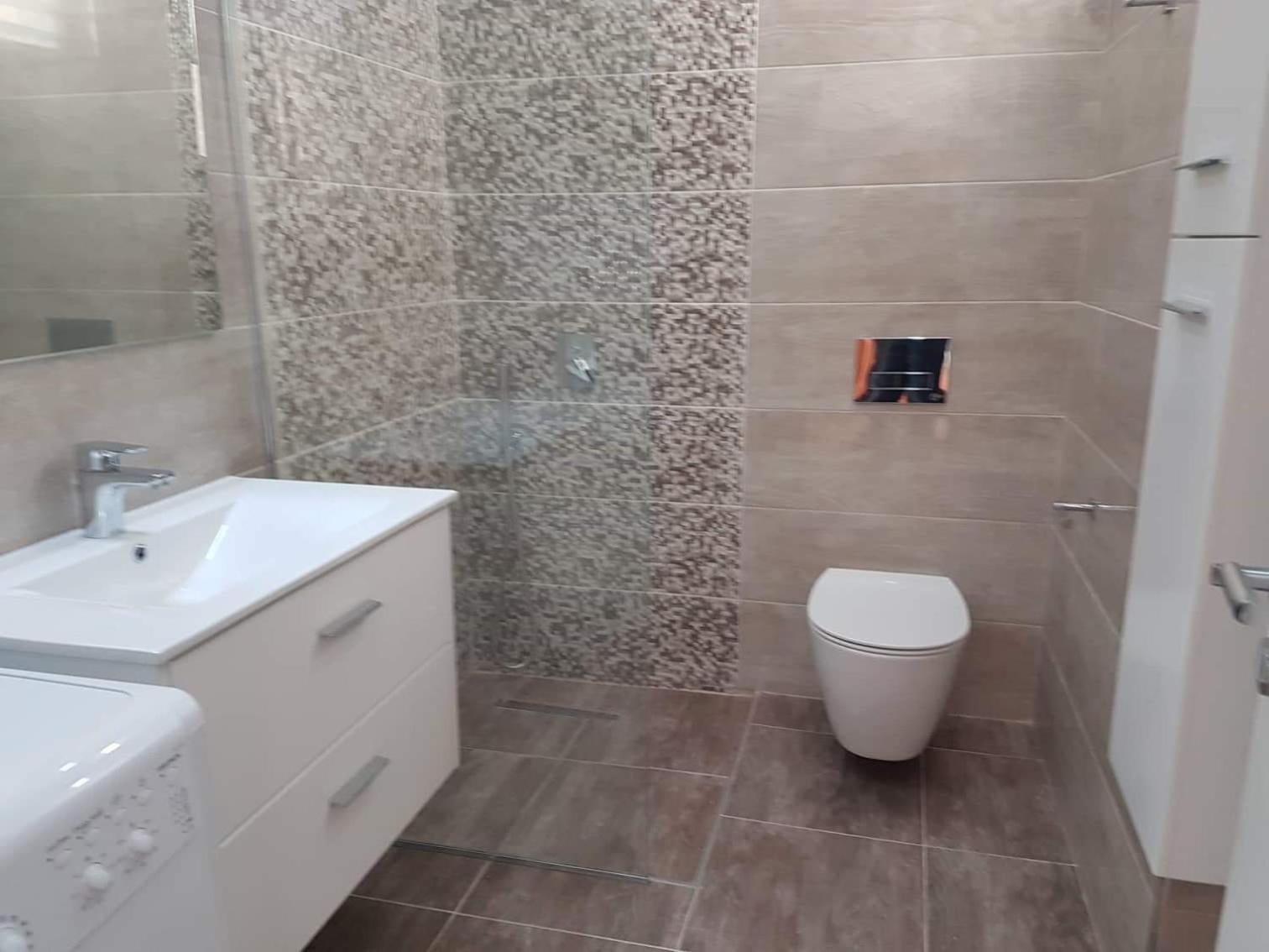 Spacious Apartment Near The Beach Sarandë Exterior foto