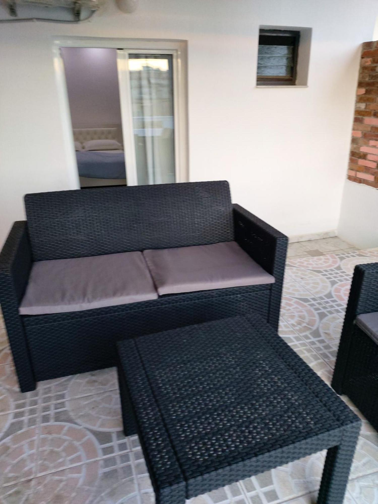 Spacious Apartment Near The Beach Sarandë Exterior foto